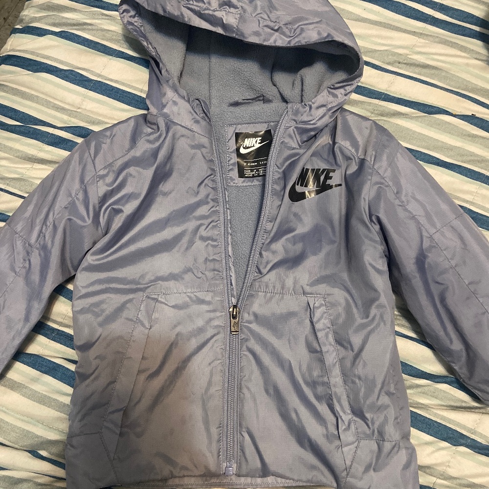 Nike light jacket 2T-3T